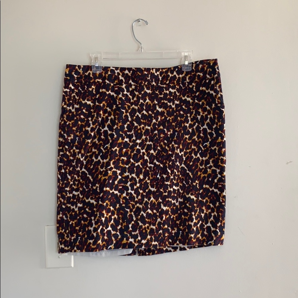 Merona print pencil skirt w pockets. Size 14.